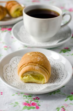pasta tabağına doldurma