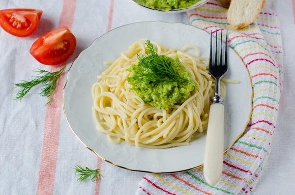 Spaghetti z sosem — Zdjęcie stockowe