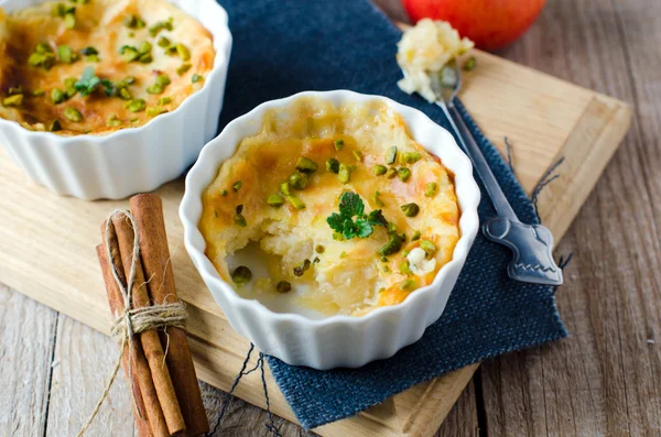 Cottage cheese and Apple souffle — Stock Photo, Image