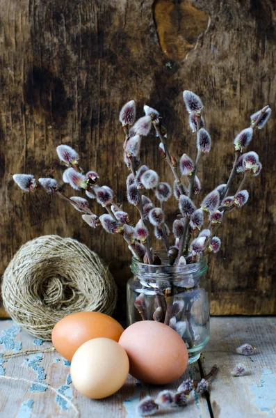 Masadaki yumurtalar. — Stok fotoğraf