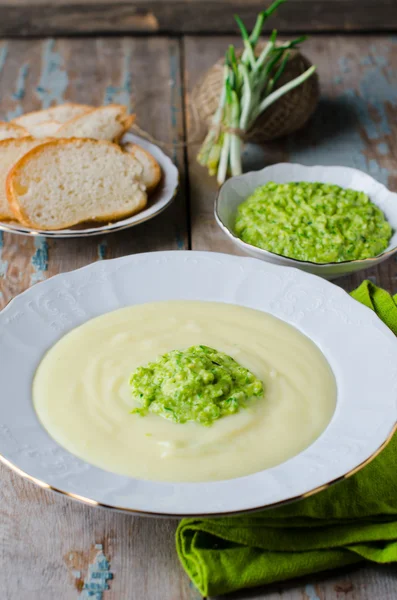 Mashed potatoes with sauce — Stock Photo, Image