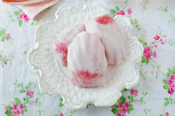 Jaleas de frutas en chocolate blanco —  Fotos de Stock