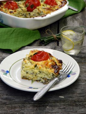 beyaz peynir ve kabak ile Yunan pasta