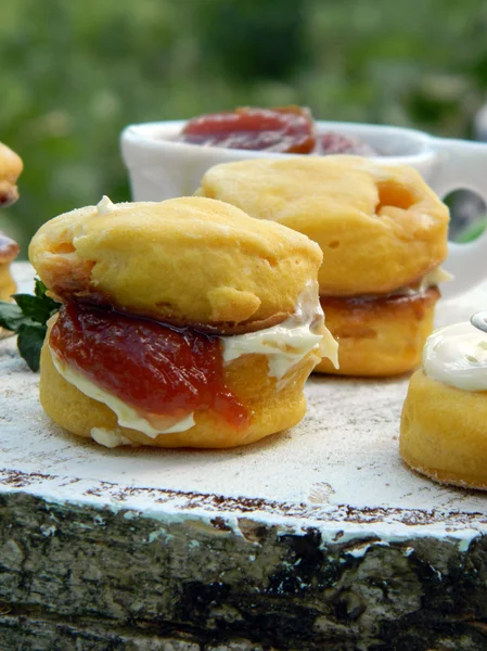 Scones with jam — Stock Photo, Image