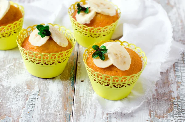 Muffins with a banana — Stock Photo, Image