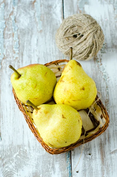 Frische Birnen — Stockfoto