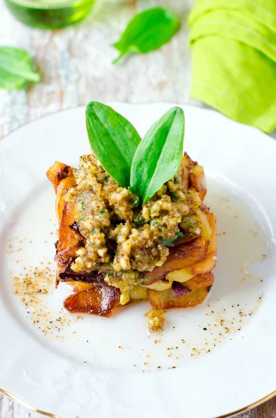 Fried potatoes — Stock Photo, Image