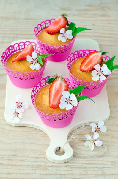 Muffin con fragole — Foto Stock