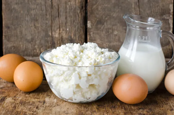 Keso, mjölk och ägg — Stockfoto