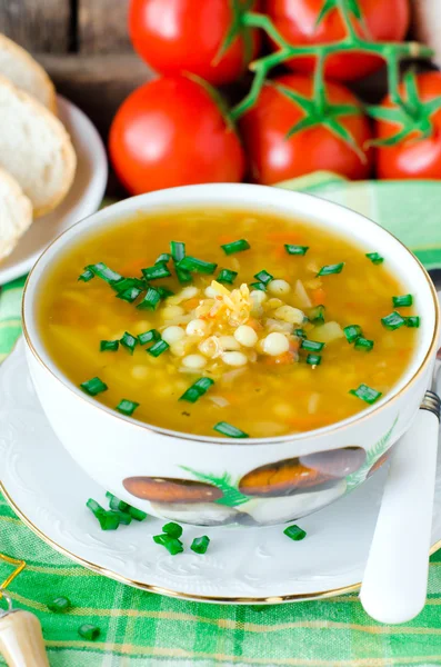 Zupa z soczewicy i pieczarek — Zdjęcie stockowe