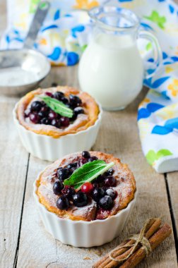 süzme peynirli sufle çilek ile