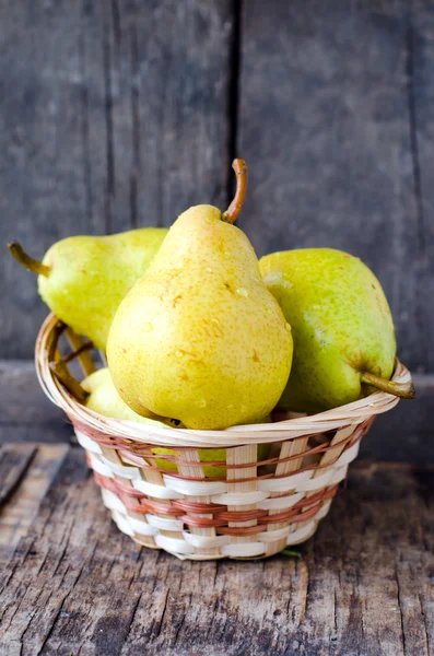 Fresh pears — Stock Photo, Image