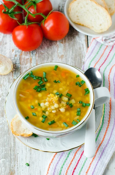 Linzensoep met pasta — Stockfoto