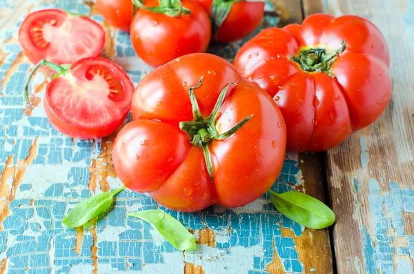 Frische Tomaten — Stockfoto