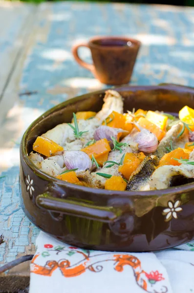 Pesce al forno con zucca — Foto Stock