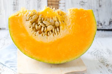 bir parça taze kabak