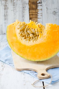 bir parça taze kabak