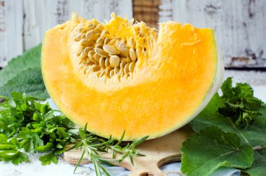 kabak ve aromatik bitkiler