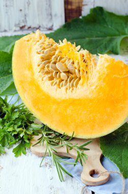 kabak ve aromatik bitkiler