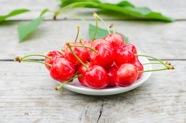 Frische Kirschen — Stockfoto