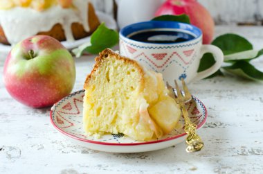 Apple cake