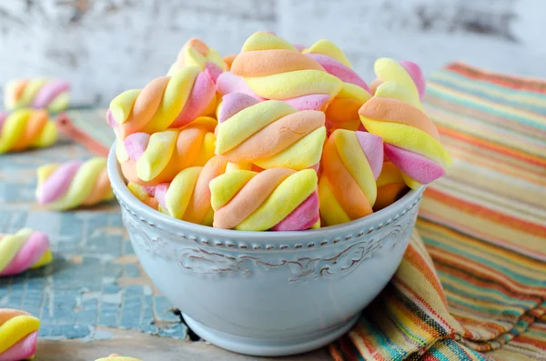 Marshmallow in a bowl — Stock Photo, Image