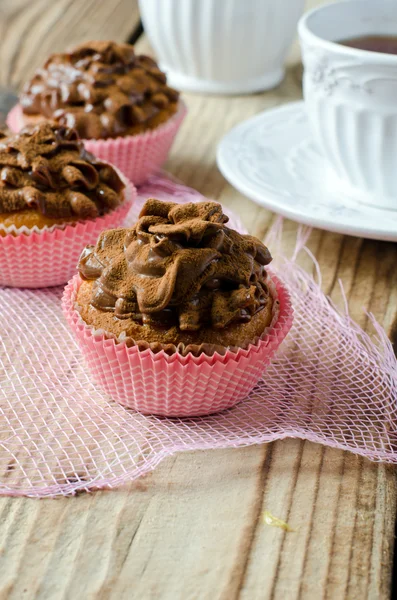 Cupcakes with chocolate cream cheese — Stock Photo, Image