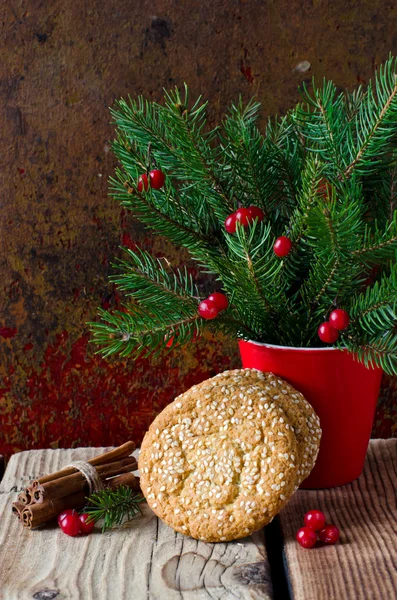 Christmas cookies on the table with Christmas decorations — Stock Photo, Image