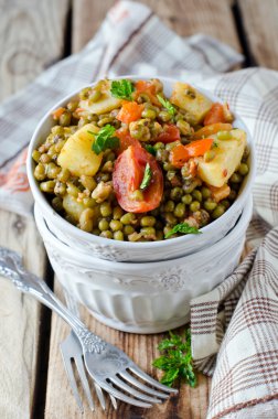 mAŞ fasulyesi sebze ile Komposto