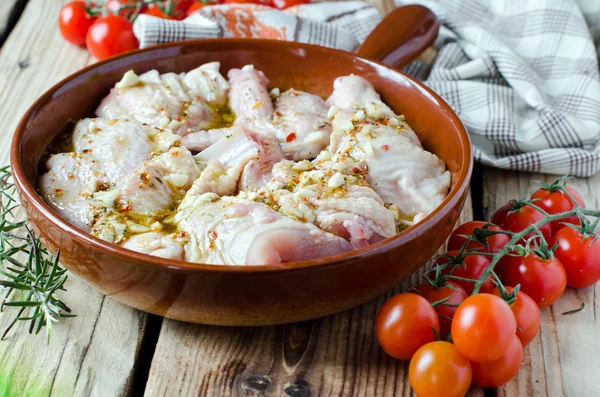 Fresh chicken marinated — Stock Photo, Image