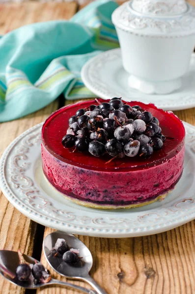 Berry cheesecake on a plate — Stock Photo, Image