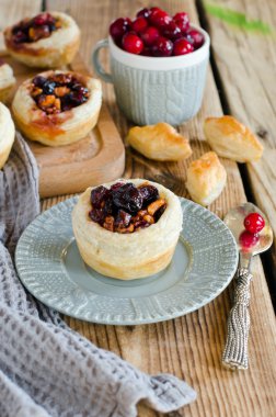 puf böreği tarts kızılcık ve ceviz ile