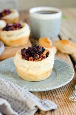 puf böreği tarts kızılcık ve ceviz ile