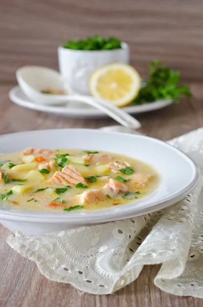 Sopa de queso con salmón —  Fotos de Stock