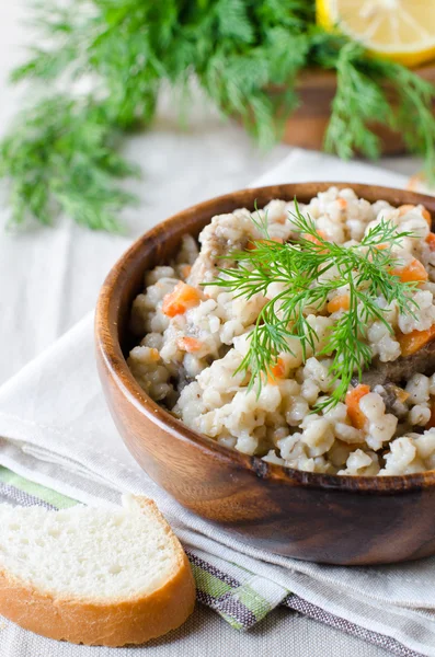 Gachas de cebada con carne y verduras —  Fotos de Stock