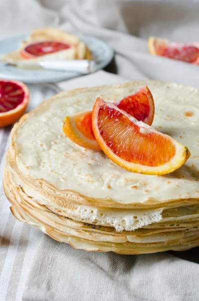 Panquecas com laranjas — Fotografia de Stock