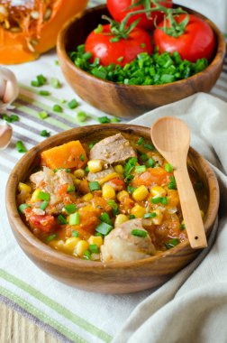 Kabak ve Mısır ile köri