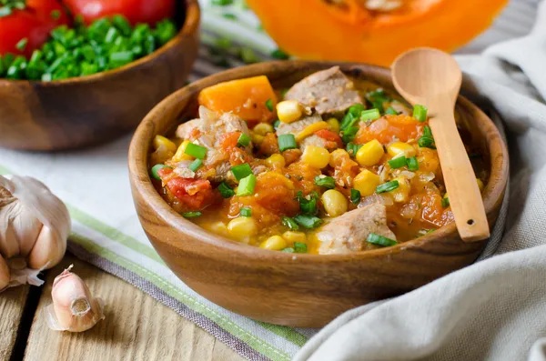 Curry med pumpa och majs — Stockfoto