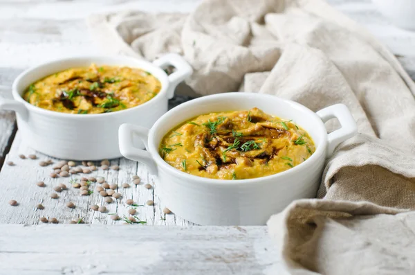 Pumpkin cream soup with lentils — Stock Photo, Image
