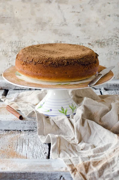Cake with cinnamon — Stock Photo, Image