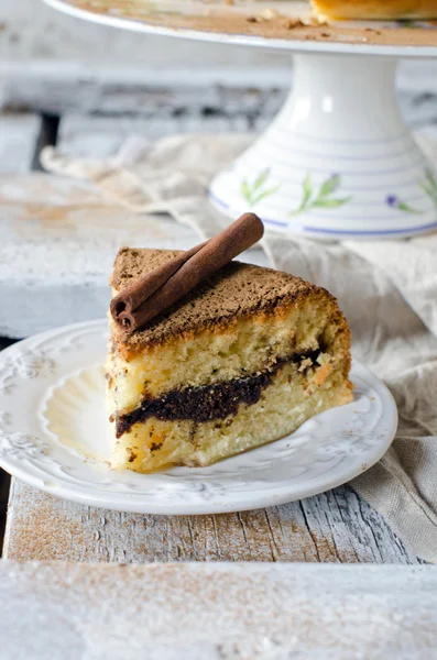 Cake with cinnamon — Stock Photo, Image
