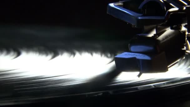 黑暗的电唱机 — 图库视频影像