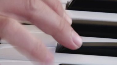 müzik klavye