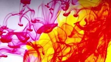 renkler - mürekkep, sarı ve kırmızı