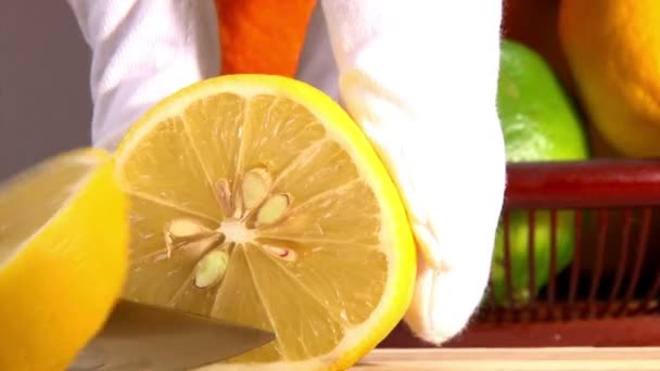 Frutta, limone e arancia, fetta, 2 clip — Video Stock