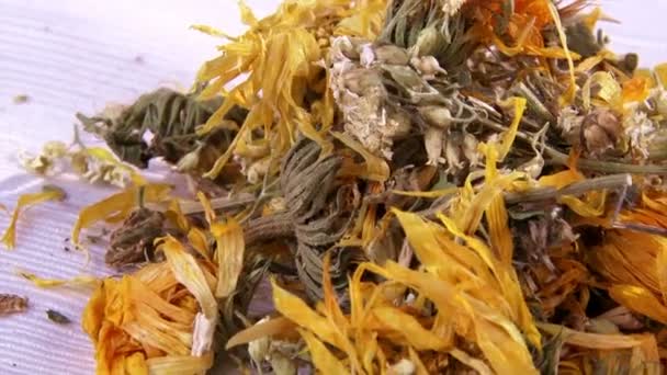 Calendula flowers, dried, tea — Stock Video