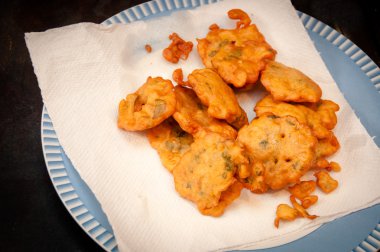soğan bhaji, pakora