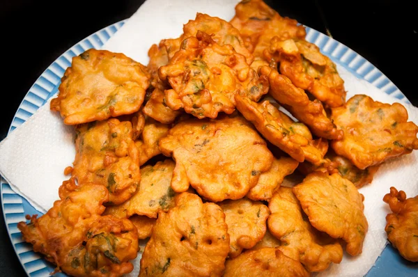 Zwiebeln bhaji, pakora — Stockfoto