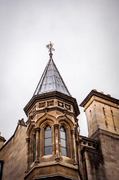 Detalhes de edifícios universitários, Cambridge, Reino Unido — Fotografia de Stock