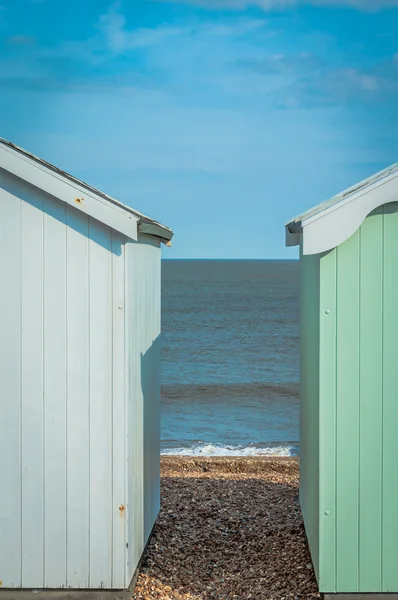 Närbild på stranden hyddor på felixstowe, suffolk, england, Storbritannien — Stockfoto